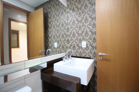 Apartamento para alugar com 74m², 2 quartos e 2 vagasBanheiro