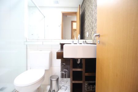 Apartamento para alugar com 74m², 2 quartos e 2 vagasBanheiro