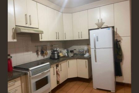 Casa à venda com 3 quartos, 130m² em Vila Tiradentes, São Paulo
