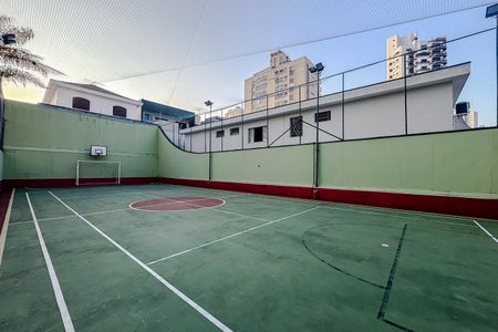 Apartamento à venda com 160m², 4 quartos e 3 vagas Apartamento à venda com 160m², 4 quartos e 3 vagasQuadra Esportiva