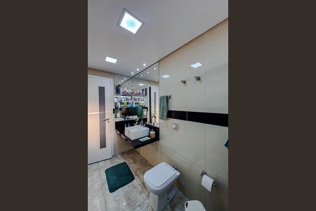 Apartamento à venda com 160m², 4 quartos e 3 vagas Apartamento à venda com 160m², 4 quartos e 3 vagasBanheiro da Suíte
