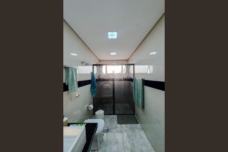Apartamento à venda com 160m², 4 quartos e 3 vagas Apartamento à venda com 160m², 4 quartos e 3 vagasBanheiro da Suíte