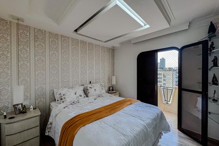 Apartamento à venda com 160m², 4 quartos e 3 vagas Apartamento à venda com 160m², 4 quartos e 3 vagasQuarto 1 - Suíte