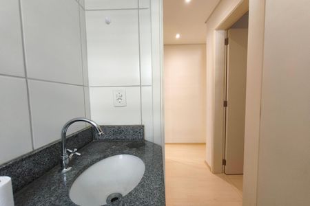 Apartamento para alugar com 45m², 2 quartos e 1 vaga Apartamento para alugar com 45m², 2 quartos e 1 vagaBanheiro