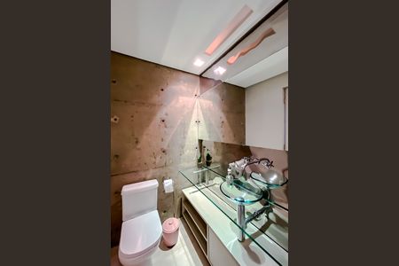 Apartamento à venda com 140m², 2 quartos e 2 vagas Apartamento à venda com 140m², 2 quartos e 2 vagasBanheiro