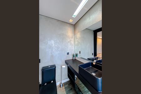 Apartamento à venda com 140m², 2 quartos e 2 vagas Apartamento à venda com 140m², 2 quartos e 2 vagasBanheiro da Suíte