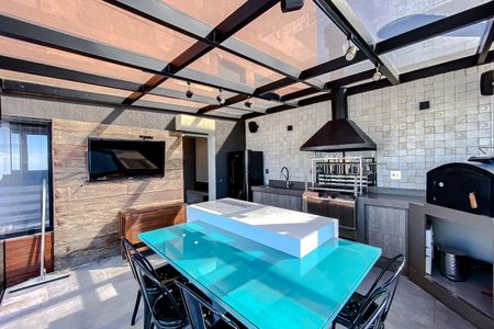 Apartamento à venda com 140m², 2 quartos e 2 vagas Apartamento à venda com 140m², 2 quartos e 2 vagasPiso Superior - Área externa