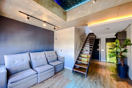 Apartamento à venda com 140m², 2 quartos e 2 vagas Apartamento à venda com 140m², 2 quartos e 2 vagasSala