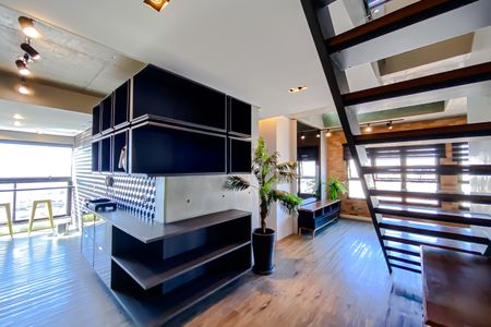 Apartamento à venda com 140m², 2 quartos e 2 vagas Apartamento à venda com 140m², 2 quartos e 2 vagasSala