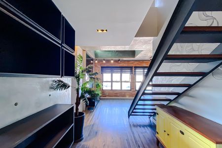Apartamento à venda com 140m², 2 quartos e 2 vagas Apartamento à venda com 140m², 2 quartos e 2 vagasSala
