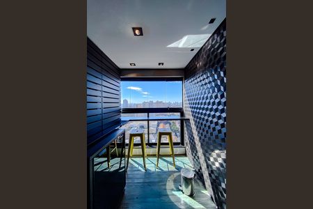 Apartamento à venda com 140m², 2 quartos e 2 vagas Apartamento à venda com 140m², 2 quartos e 2 vagasÁrea de Serviço