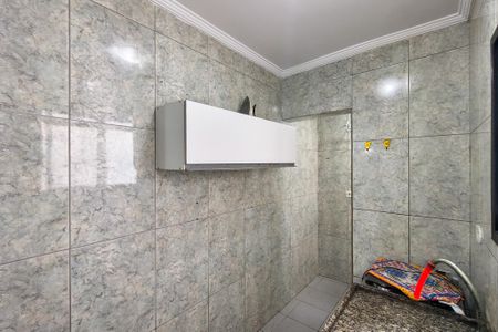 Cozinha de apartamento para alugar com 1 quarto, 40m² em Cidade Ocian, Praia Grande