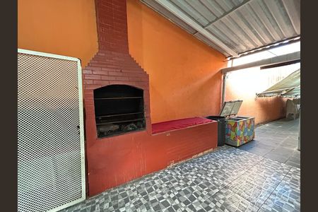 Casa para alugar com 100m², 2 quartos e 1 vagaChurrasqueira