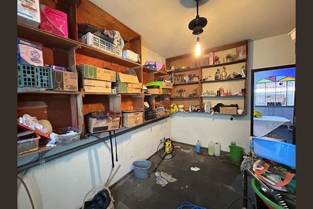Quarto 1 de casa para alugar com 2 quartos, 100m² em Bento Ribeiro, Rio de Janeiro