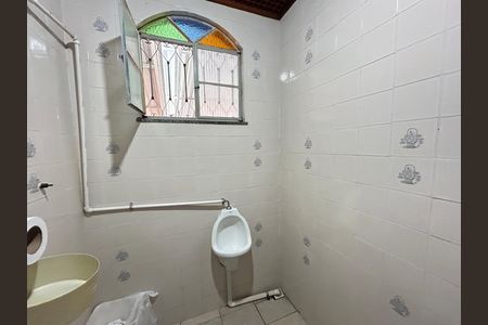 Casa para alugar com 100m², 2 quartos e 1 vagaBanheiro 2