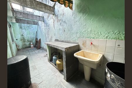 Casa para alugar com 100m², 2 quartos e 1 vagaÁrea de Serviço