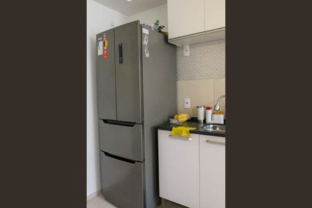 Cozinha de apartamento para alugar com 1 quarto, 40m² em Todos Os Santos, Rio de Janeiro