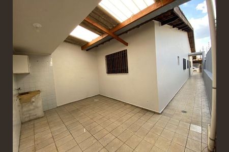 Casa à venda com 150m², 3 quartos e 2 vagas