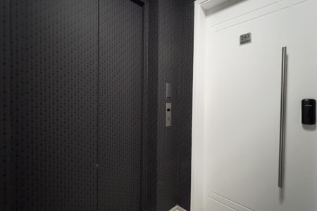 Apartamento à venda com 91m², 3 quartos e 2 vagas Apartamento à venda com 91m², 3 quartos e 2 vagasHall de entrada
