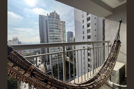 Varanda de kitnet/studio para alugar com 1 quarto, 20m² em Indianópolis, São Paulo