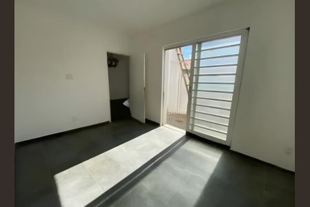 Quarto de casa para alugar com 3 quartos, 180m² em Chácara da Barra, Campinas