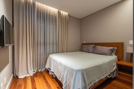 Apartamento à venda com 174m², 4 quartos e 3 vagas Apartamento à venda com 174m², 4 quartos e 3 vagasSuíte 3