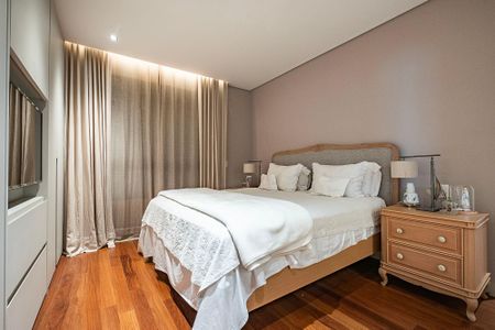 Apartamento à venda com 174m², 4 quartos e 3 vagas Apartamento à venda com 174m², 4 quartos e 3 vagasSuíte 1