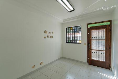 Sala de casa à venda com 4 quartos, 180m² em Vila Brasilina, São Paulo
