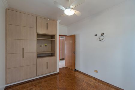 Quarto 1 casa 2 de casa à venda com 4 quartos, 180m² em Vila Brasilina, São Paulo