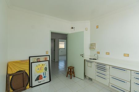 Quarto 1 de casa à venda com 4 quartos, 180m² em Vila Brasilina, São Paulo