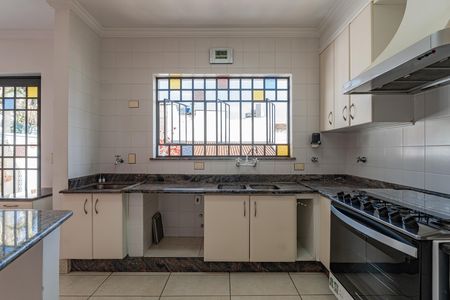 Cozinha casa 2 de casa à venda com 4 quartos, 180m² em Vila Brasilina, São Paulo