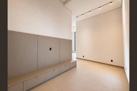 Casa à venda com 179m², 3 quartos e 4 vagas