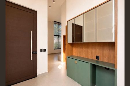 Casa à venda com 179m², 3 quartos e 4 vagas