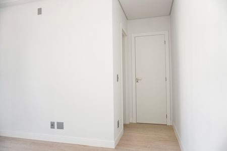Apartamento à venda com 93m², 3 quartos e 2 vagas Apartamento à venda com 93m², 3 quartos e 2 vagasQuarto 2 (semi suíte)