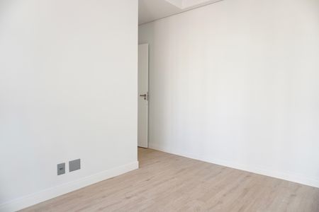 Apartamento à venda com 93m², 3 quartos e 2 vagas Apartamento à venda com 93m², 3 quartos e 2 vagasQuarto 2 (semi suíte)
