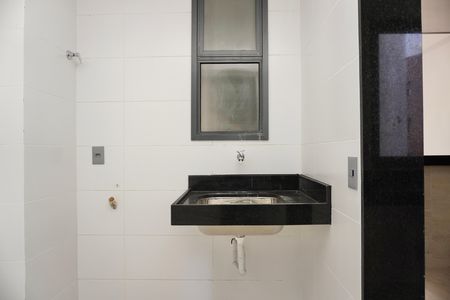 Apartamento à venda com 93m², 3 quartos e 2 vagas Apartamento à venda com 93m², 3 quartos e 2 vagasCozinha e Área de Serviço