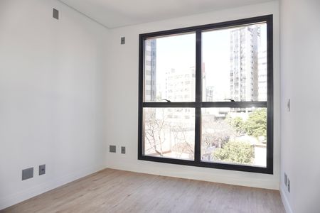 Apartamento à venda com 93m², 3 quartos e 2 vagas Apartamento à venda com 93m², 3 quartos e 2 vagasQuarto 1 (semi suíte)