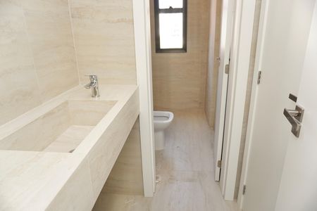 Apartamento à venda com 93m², 3 quartos e 2 vagas Apartamento à venda com 93m², 3 quartos e 2 vagasBanheiro das Semi Suítes