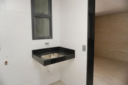 Apartamento à venda com 93m², 3 quartos e 2 vagas Apartamento à venda com 93m², 3 quartos e 2 vagasCozinha e Área de Serviço