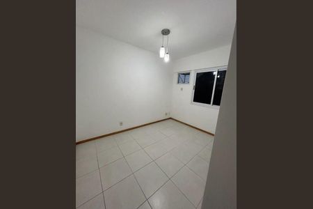Apartamento à venda com 3 quartos, 75m² em Barra da Tijuca, Rio de Janeiro