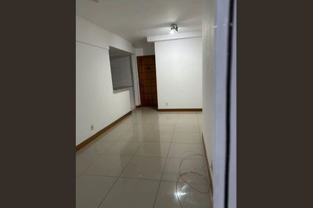 Apartamento à venda com 3 quartos, 75m² em Barra da Tijuca, Rio de Janeiro