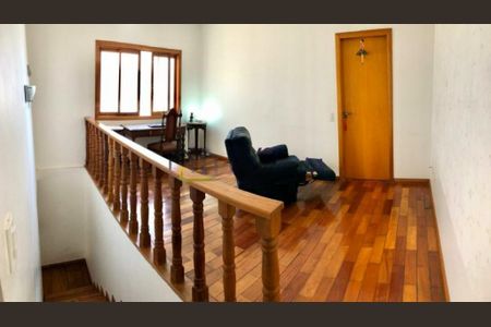 Casa à venda com 3 quartos, 200m² em Jardim Lar Sao Paulo, São Paulo