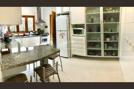 Casa à venda com 3 quartos, 200m² em Jardim Lar Sao Paulo, São Paulo