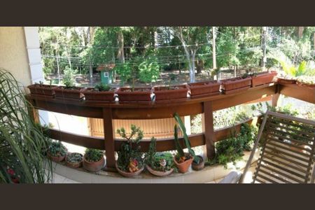 Casa à venda com 3 quartos, 200m² em Jardim Lar Sao Paulo, São Paulo