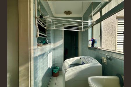 Apartamento à venda com 76m², 3 quartos e 1 vaga Apartamento à venda com 76m², 3 quartos e 1 vagaLavanderia