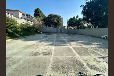 Apartamento à venda com 76m², 3 quartos e 1 vaga Apartamento à venda com 76m², 3 quartos e 1 vagaQuadra Esportiva