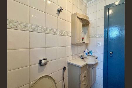 Apartamento à venda com 76m², 3 quartos e 1 vaga Apartamento à venda com 76m², 3 quartos e 1 vagaBanheiro