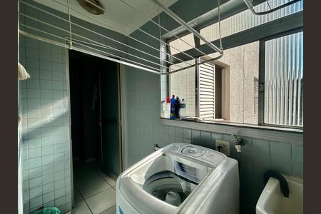 Apartamento à venda com 76m², 3 quartos e 1 vaga Apartamento à venda com 76m², 3 quartos e 1 vagaLavanderia