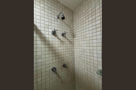Apartamento à venda com 40m², 1 quarto e 1 vaga Apartamento à venda com 40m², 1 quarto e 1 vagaBanheiro da Suíte