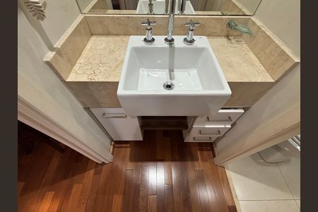 Banheiro da Suíte de apartamento à venda com 1 quarto, 40m² em Vila Olímpia, São Paulo